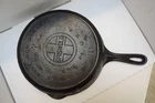 Authentic Antique Genuine Griswold #7 701 E Skillet Cast Iron.