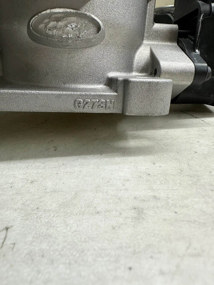 Cuerpo del acelerador Ford Performance Twin 55 mm G273N Foto 3 de 3