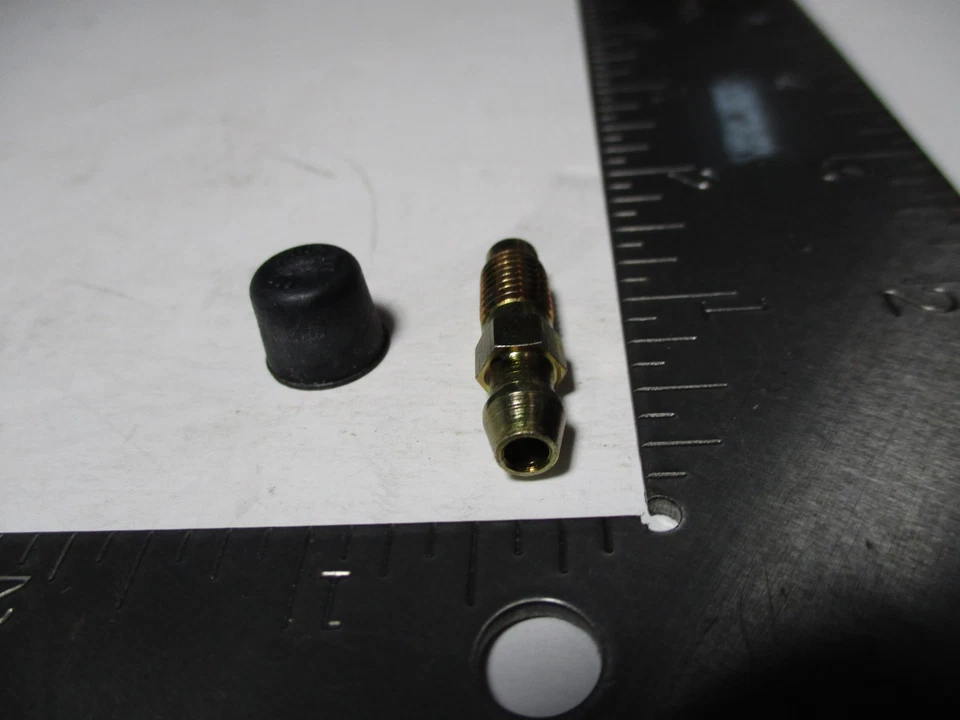 PORSCHE 911 912 914 924 924s 928 944 Brake CALIPER BLEED VENT SCREW 全新 — 第 2/3 张图片