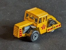 Vintage MATCHBOX Road Roller Yellow/Red 1978