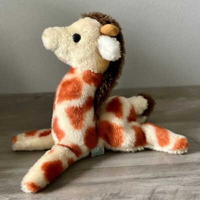 Vintage 1979 Dakin Baby Giraffe 9  Stuffed Plush Safari Animal Ground Nutshells