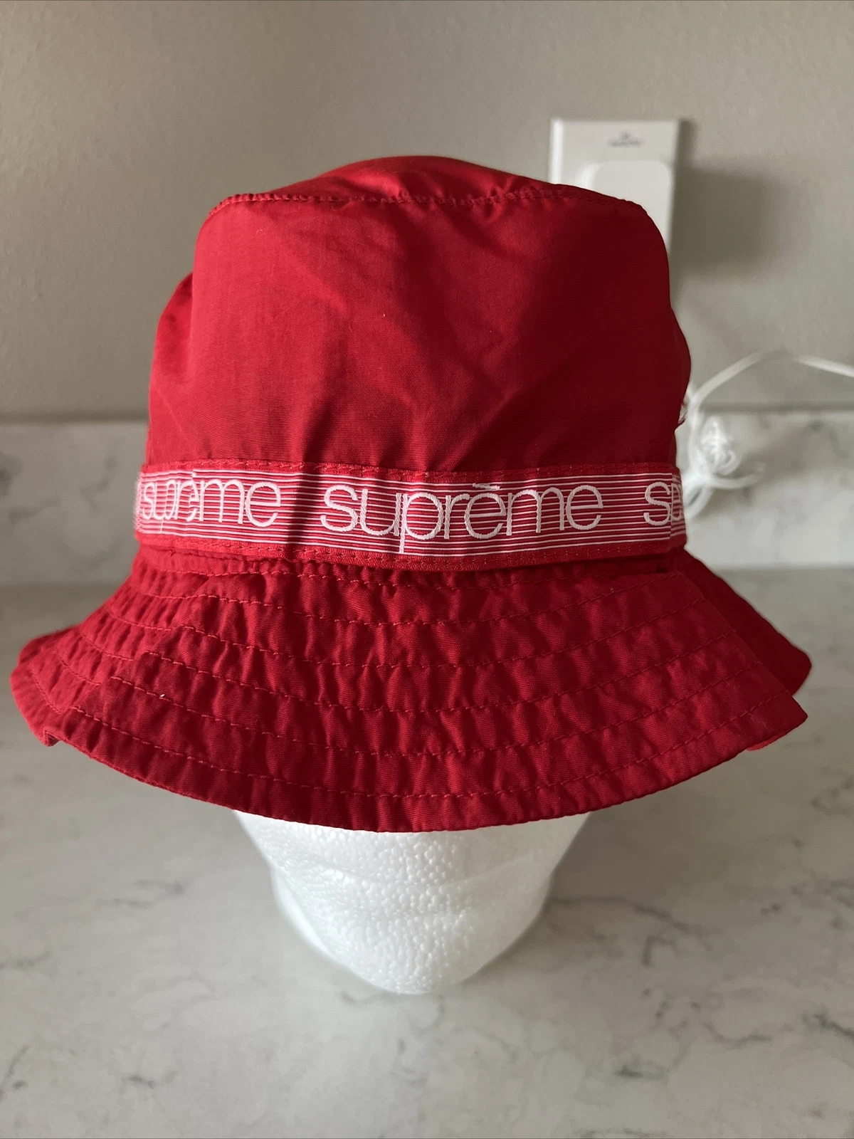 CONCASSEUR À RUBAN TONAL SUPREME ROUGE M/L SS18 SEMAINE 20 (EN MAIN) * NEUF*