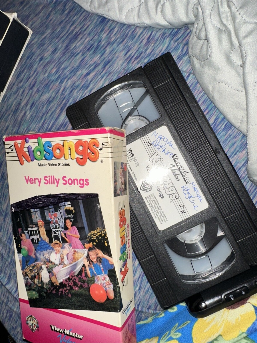 その他 Open Window &amp; Child&#39;s Play [VHS] VHS Child's Play - Etsy