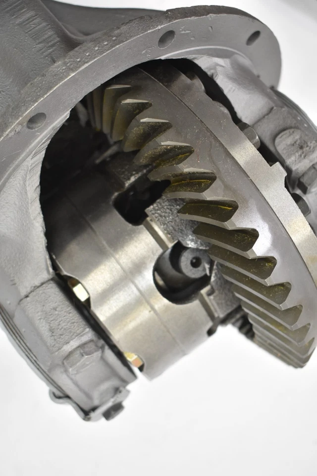 Rear End Pumpkin Housing 2070742 Automotive Replacement For Dodge Chrysler Foto 4 de 4