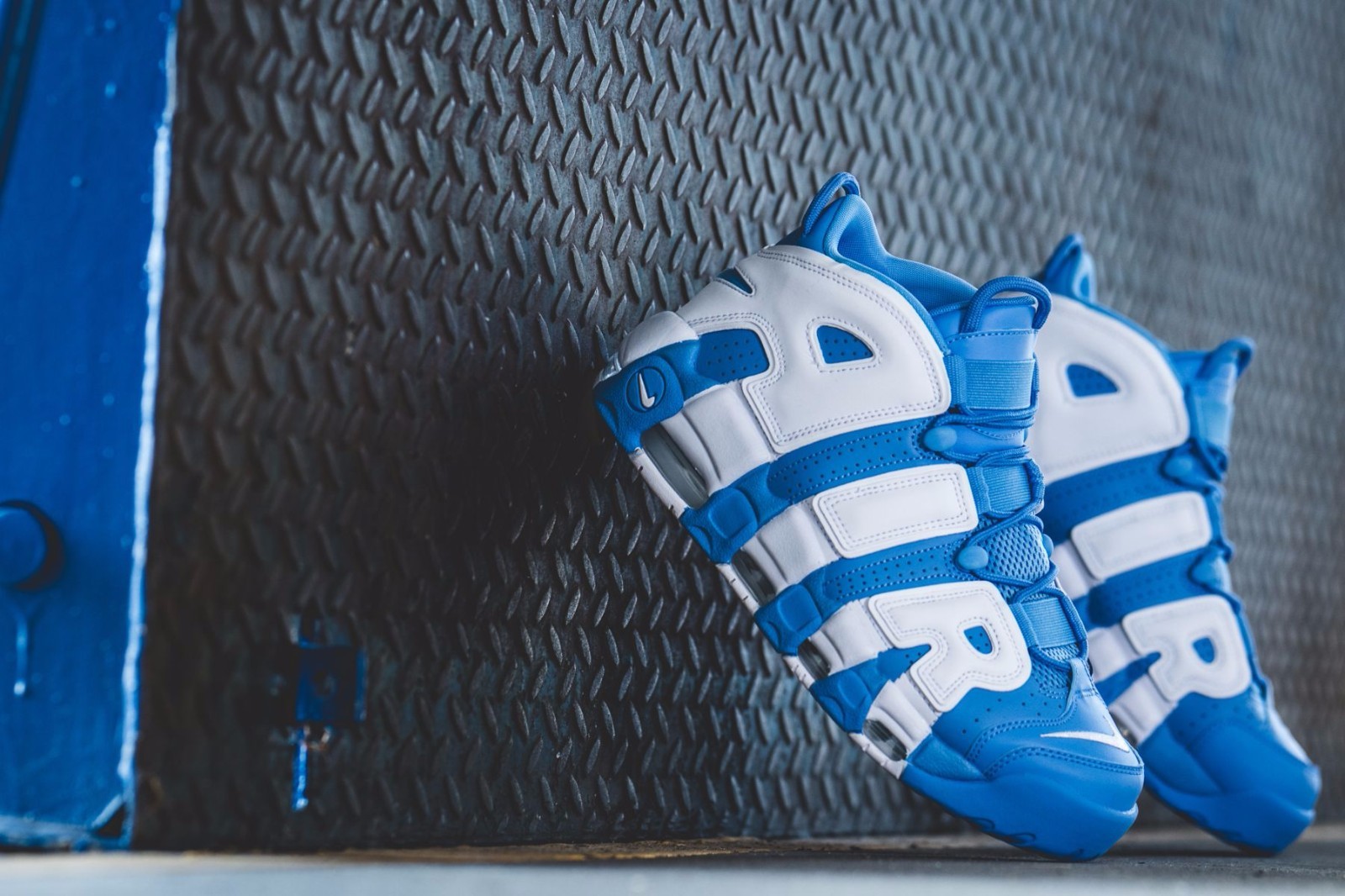 nike air more uptempo 96 university blue
