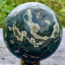 476G Natural Ocean Jade Crystal Quartz Ball Sample Treatment