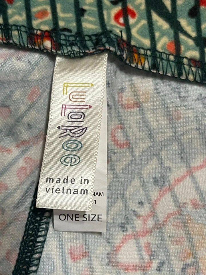 LuLaRoe Pants, Women's One Size, Black White Red, Pull On, Leggings - Image 4 of 4