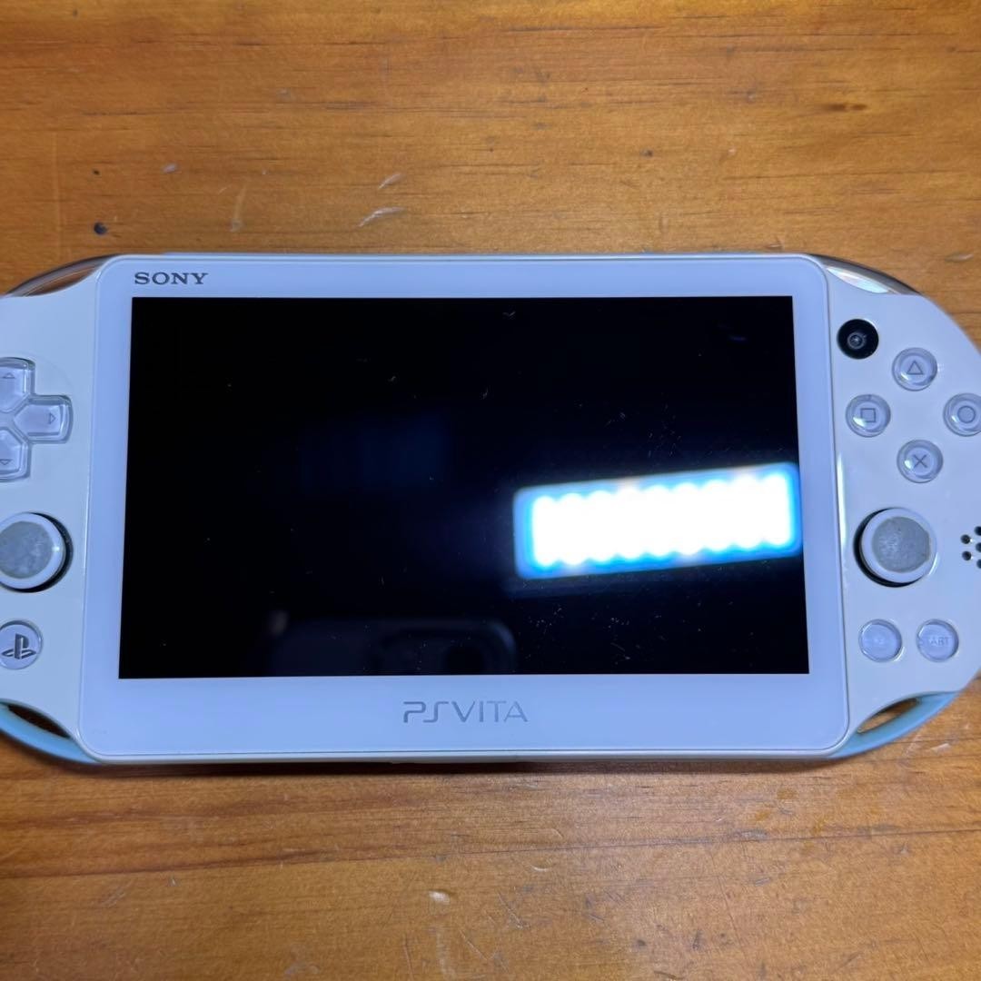 Sony PCH2000ZA14 PlayStation Vita Launch Edition 1GB - Light Blue
