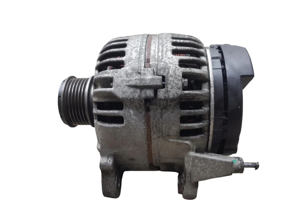 VOLKSWAGEN JETTA Alternator 1.9 Diesel 2006 BXE 06F903023F - Image 3 of 4
