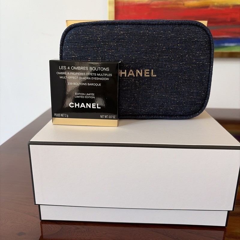 Chanel Les 4 Ombres Boutons Eyeshadow 239 BOUTONS BAROQUE Limited Edition Plus+