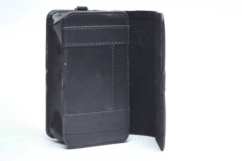 Estuche para cámara Panasonic Lumix ZS con correa de mano Foto 2 de 2