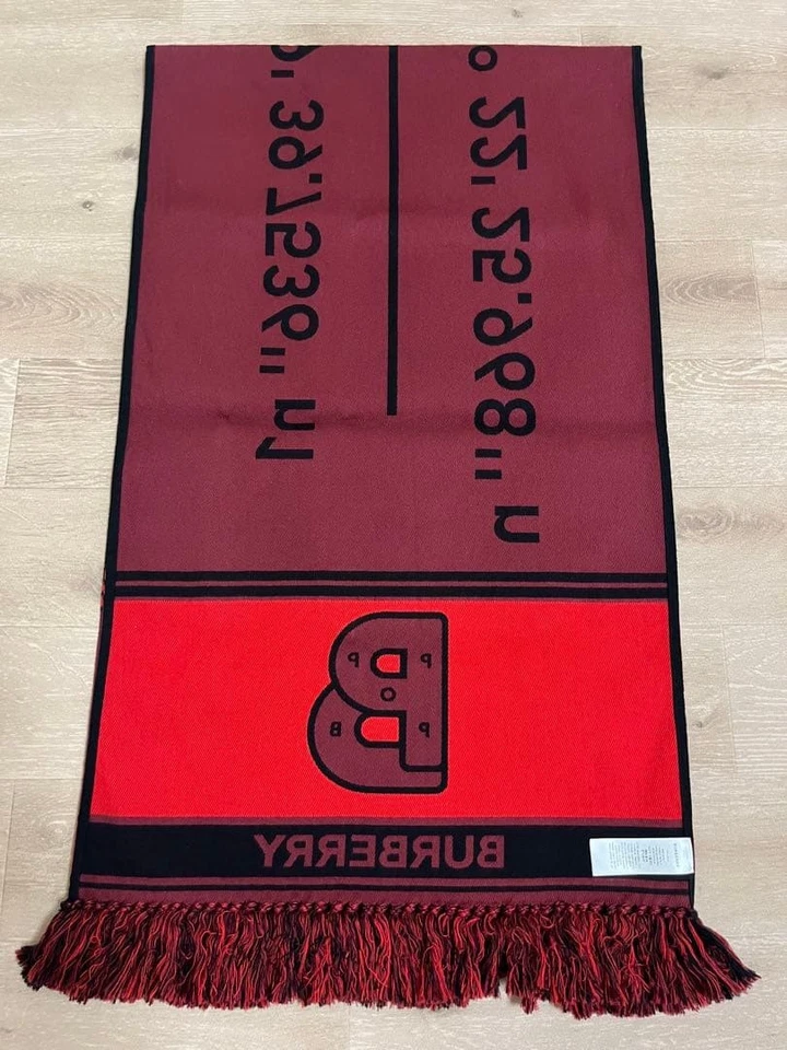 Burberry Silenciador 100 Algodón Súper Grande Muy Buen Estado Artículo Hombres Bufanda LTD Original Coleccionar Foto 3 de 4