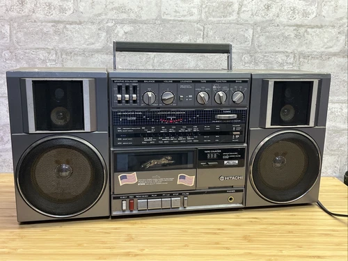 Rare Vintage HITACHI TRK-9100W Cassette Radio EQ Boombox