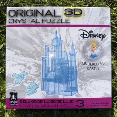 NEW BePuzzled Original DELUXE 3D Crystal Puzzle, Cinderella s Castle 71 Pieces 