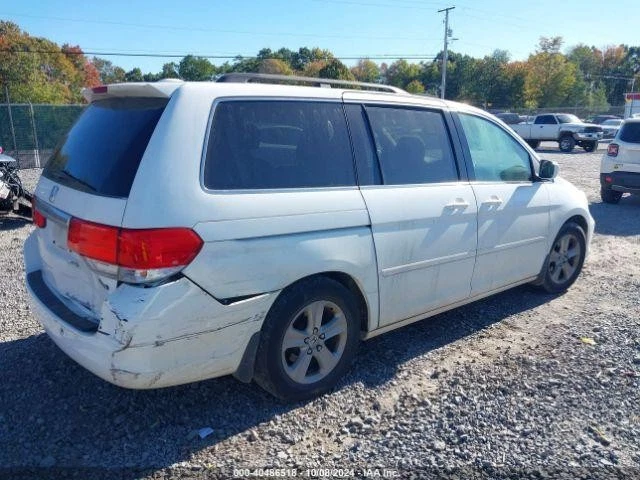 Espejo retrovisor interior delantero central usado se adapta a: Honda Odyssey EX-L Tourin 2010 Foto 4 de 4