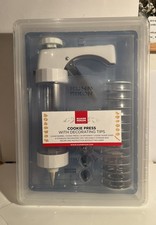 KUHN RIKON KEKSPRESSE, SWISS DESIGN, 14 SCHEIBEN.  6 Dekorspitzen BOX