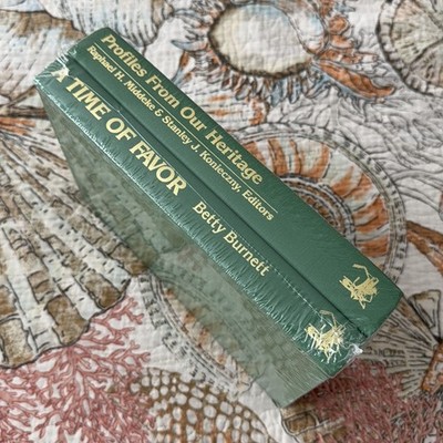 Time of Favor & Profiles From Our Heritage Green Hardcover Set by Various
