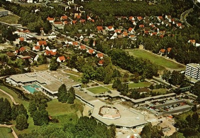 AK Bad Bevensen ''Luftbild, Fluss, Brücke, Altstadt'' gelaufen Vintage Postcard