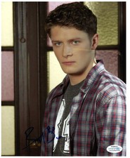Brett Dier Signed Autographed 8x10 Photo Jane The Virgin ACOA