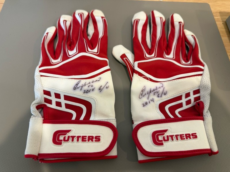 Yoenis Cespedes - 2014 Game Used Signed Batting Gloves Pair Cutters Anderson LOA