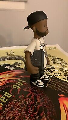 J Dilla Vinyl Figure 1st Edition Doll Stussy Rappcats Pay J Dilla Vinyl Figure 1st Edition Doll Stussy Rappcats Pay
