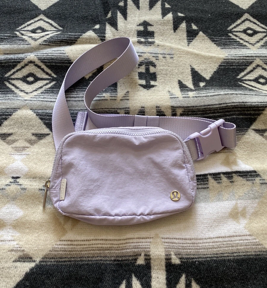 Lululemon Everywhere Belt Bag Lavender Fog Purple Lilac