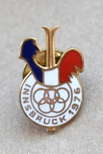 Joli et rare Insigne pin's " FFS Fédération Française de Ski JO innsbruck 1976 "