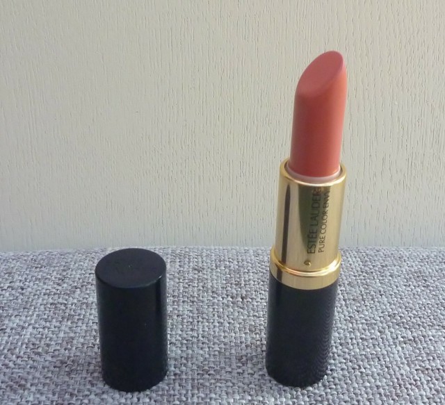 estee lauder desirable