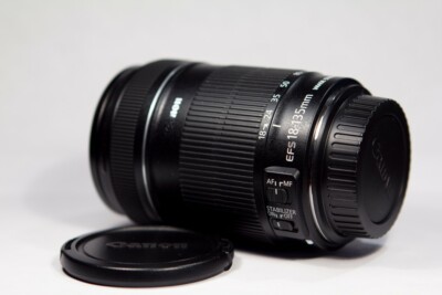 Canon EF-S 18-135mm IS Standard Zoom Lens T3i T5i T6 T6i T7i 70D 80D 60D