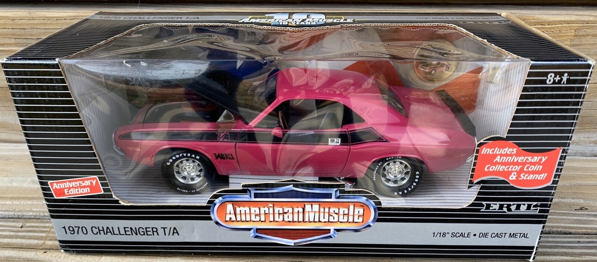 Ertl 1/18 scale 1970 Dodge Challenger T/A 340 Six Pack Moulin 