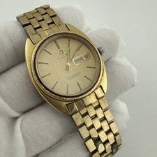 Omega Constellation Day-Date Automatic Watch Cal. 1020 Gold Tone Case & Bracelet