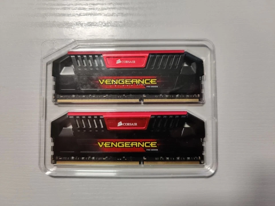 Corsair Vengeance DDR3 4x8 = 32GB 2133MHz CL11 - Bild 3 von 4
