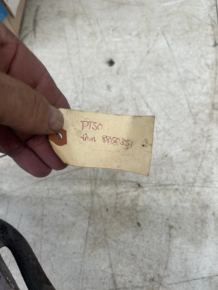 Soporte de luz trasera para camioneta Plymouth PT50 1937 y montaje de matrícula Foto 2 de 4