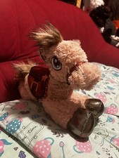 pl&uuml;sch pferd