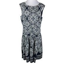 Robbie Bee Vintage Round Neck V-Back Sleeveless Dress Women's 16 Navy Blue White