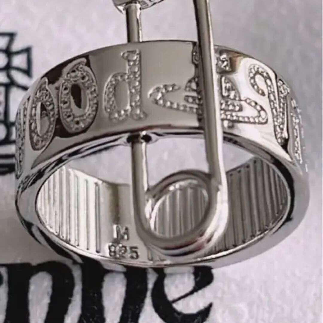 Vivienne Westwood Safety pin Ring Silver Size 6.5-7 Medium Vivienne Westwood Safety pin Ring Silver Size 6.5-7 Medium