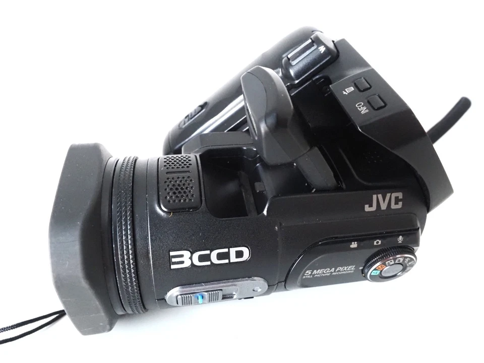 JVC GZ-MC500E Camcorder 3 CCD Top Zustand, voll funktionsfähig - Bild 3 von 4