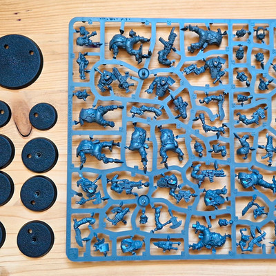 GW Warhammer 40K  10 Boyz  inklusive Boss Nob + 5 Gretchin Armageddon