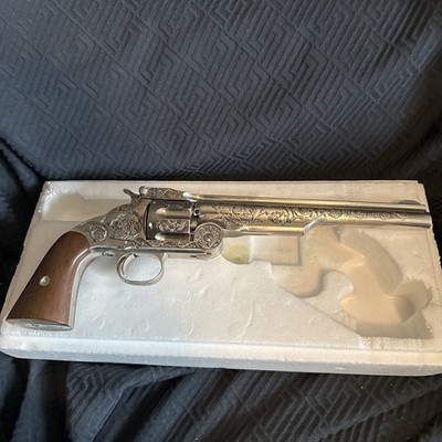 トイガン S&W MODEL 3 WYATT EARP .44 REVOLVER Wyatt Earp .44 caliber revolver by Franklin Mint. Non-firing