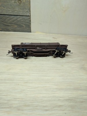 HO Scale 2 Cars - Box Car and Flat Car Custom painted - 187