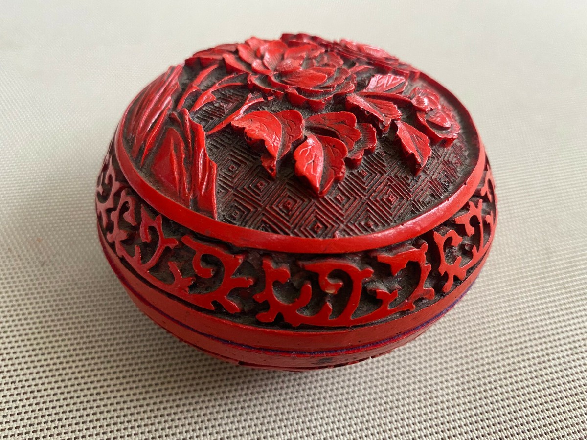 Trinket Box Asian Maker ? Carved Round Vintage Cinnabar Red