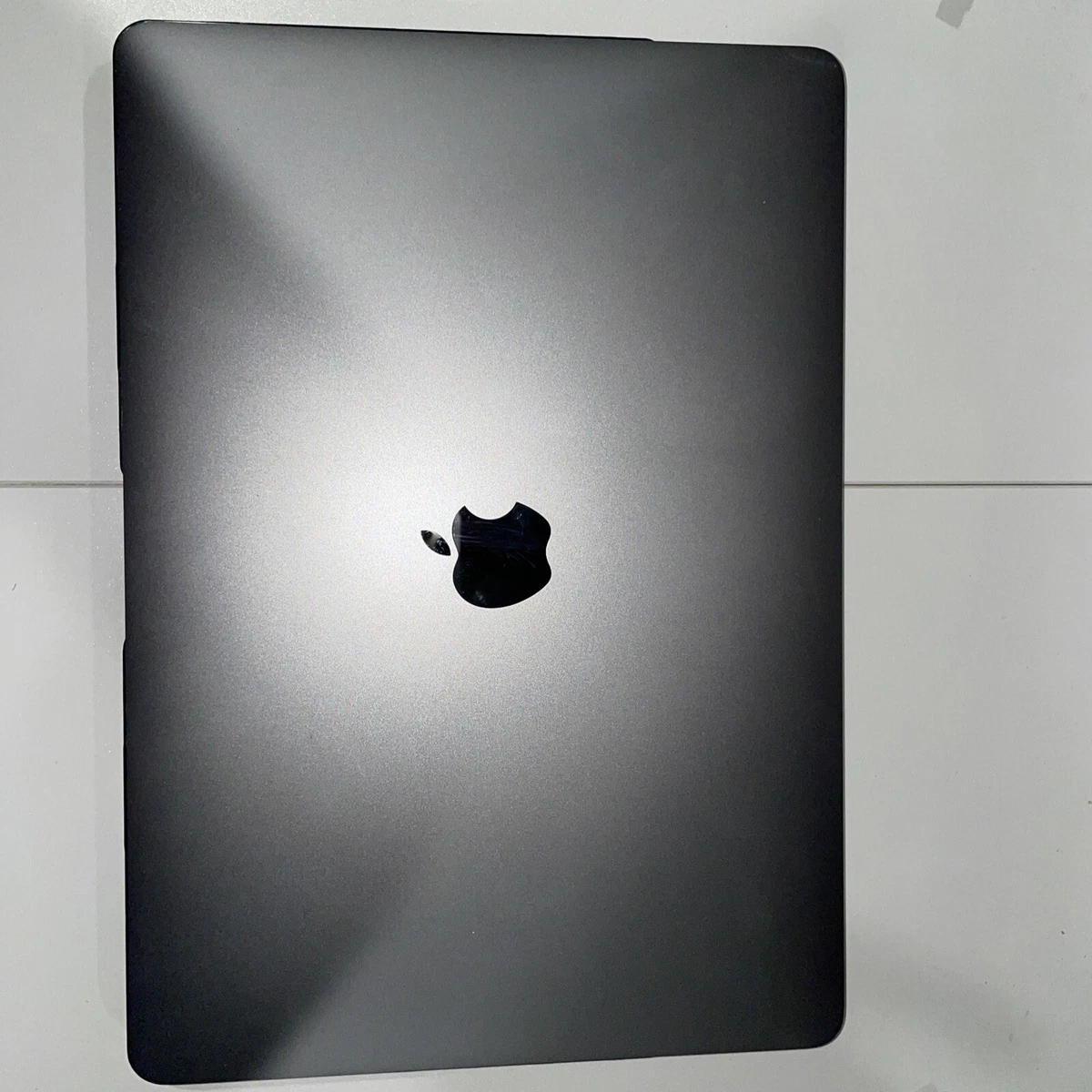 Apple MacBook Pro Intel Core i7 7th Gen. 1TB Hard Drive Laptops