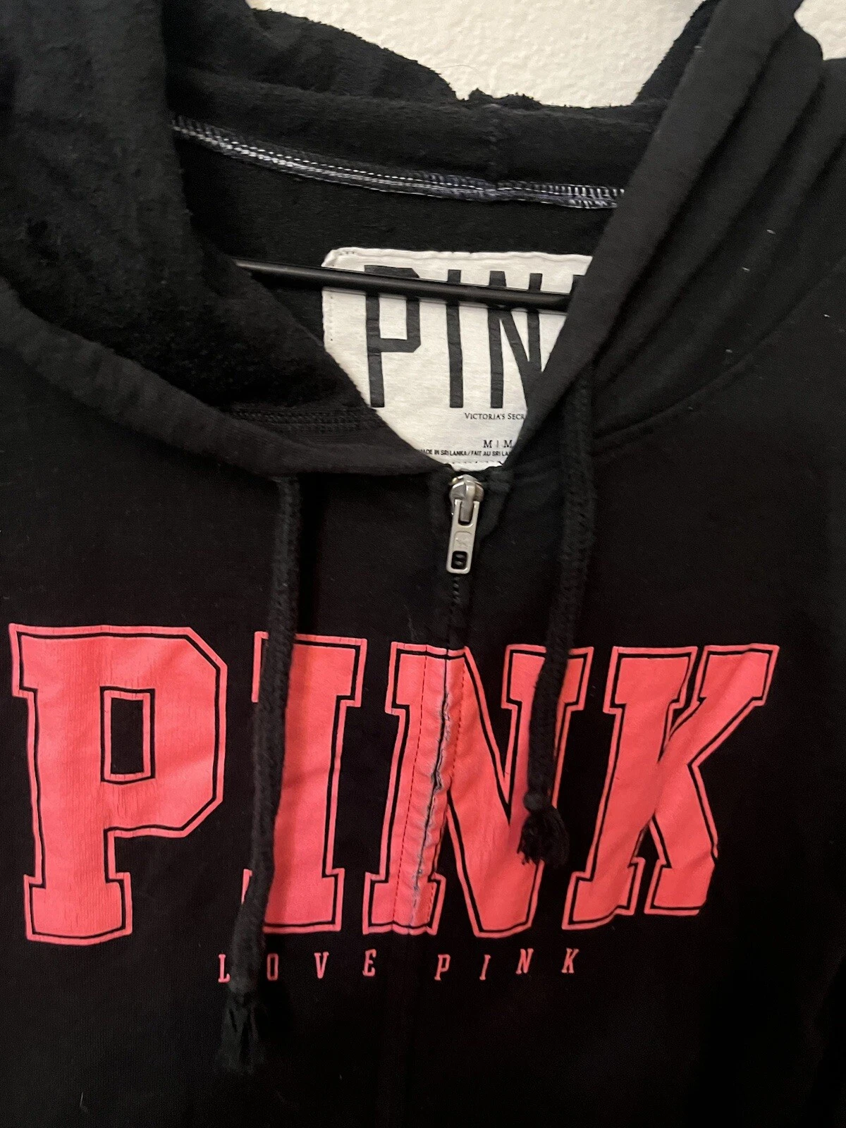 UNDERCOVER Felpa con cappuccio ROSA Victoria Secret full zip donna taglia media nera grafica