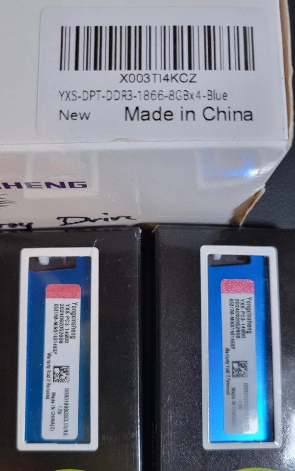 Yongxinsheng Blue 1866MHz PC3 1.5V Non-ECC Unbuffered DDR3 32GB(8GBx4) PC RAM - Image 3 of 4