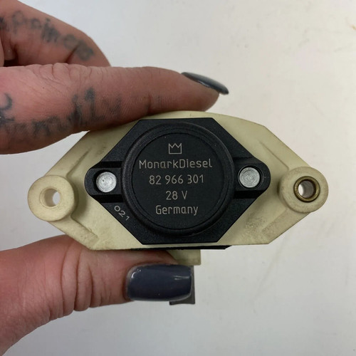MONARK Lichtmaschinenregler Nennspannung 082966301 passend Volvo Seat VW Skoda