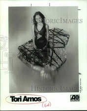 1998 Press Photo Musician Tori Amos - sap02899