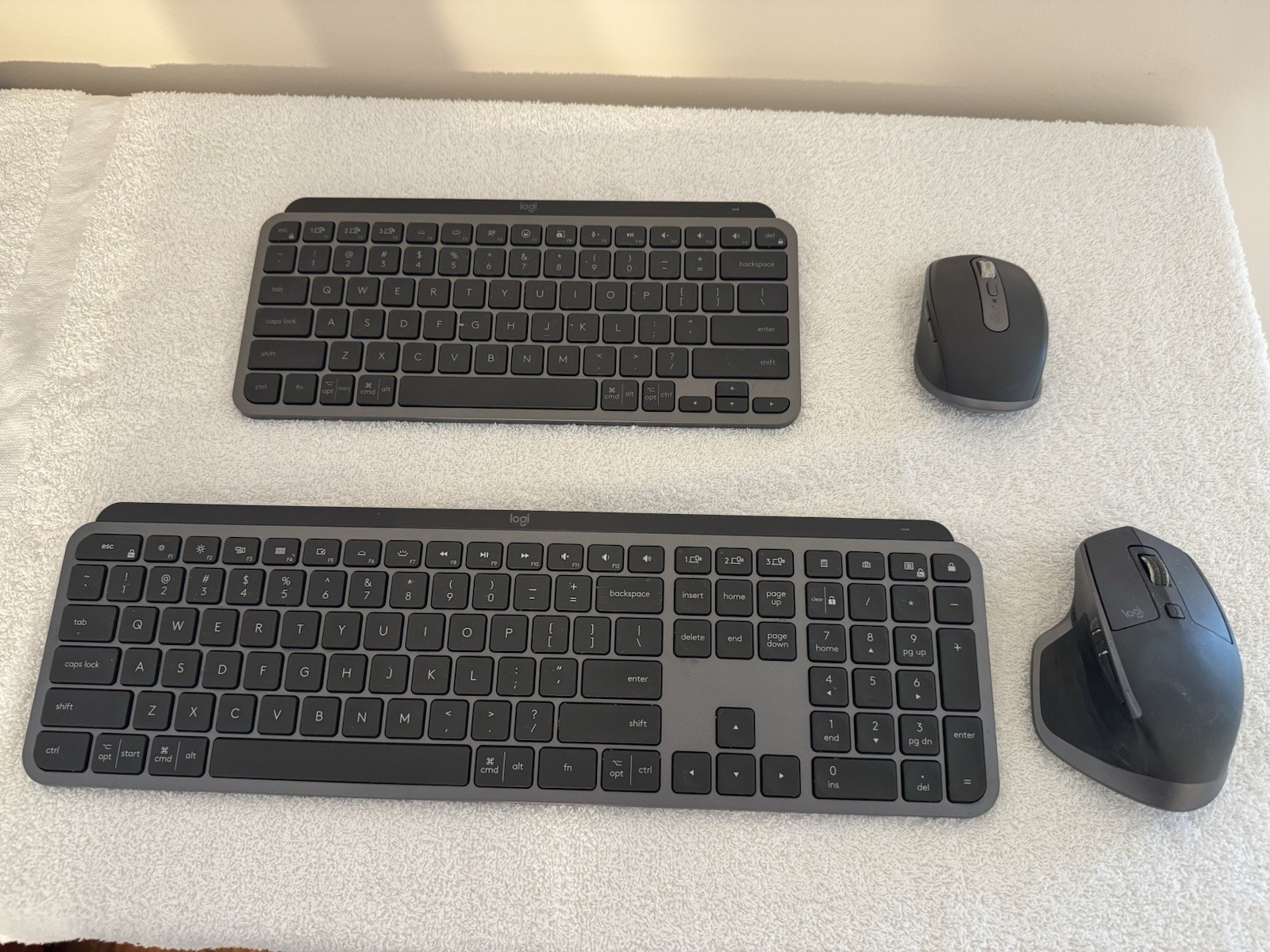 Logitech MX Master Keyboard and Mouse Set