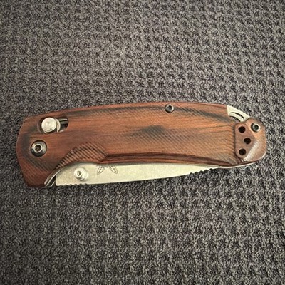 Benchmade 15031-2 North Fork Folding Knife with Axis Lock and S30V Blade