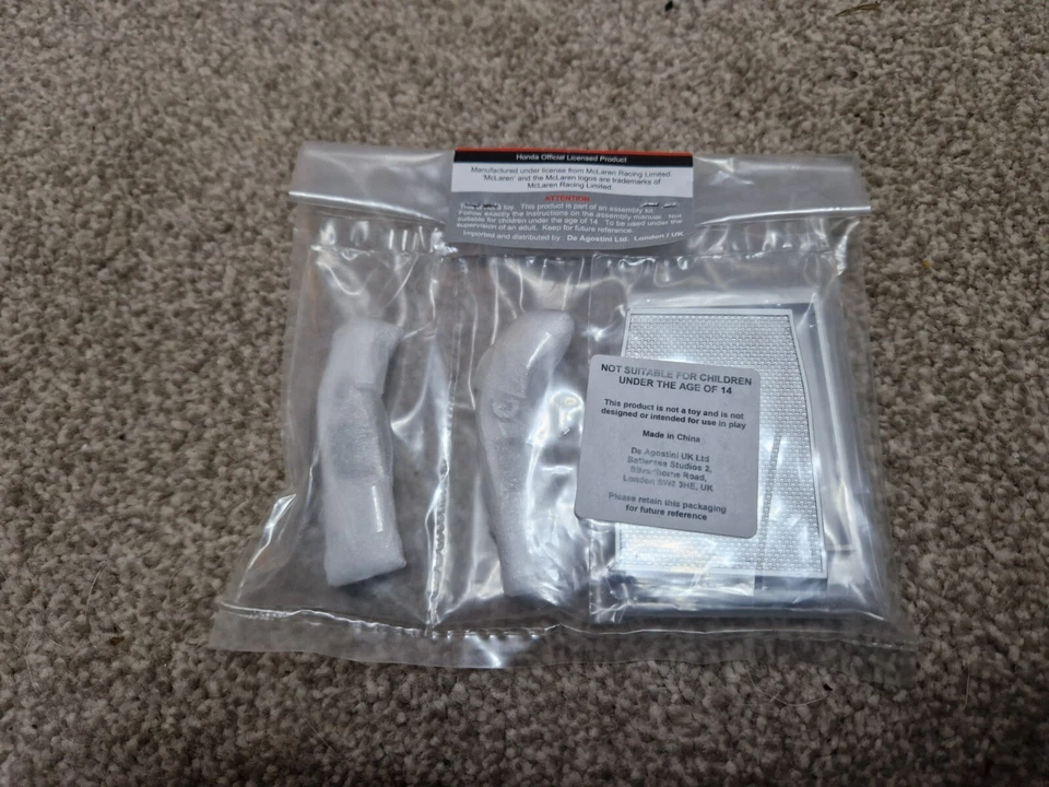 1/8 DEAGOSTINI Costruzione Mclaren MP4/4 Ayrton Senna #15 Sinistro Radiatore+ - Immagine 2 di 2