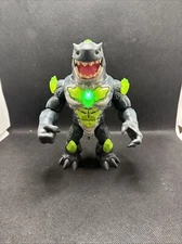 Beast Labs Shark Beast Creator Articulated Action Figure Lights & Sounds Toy